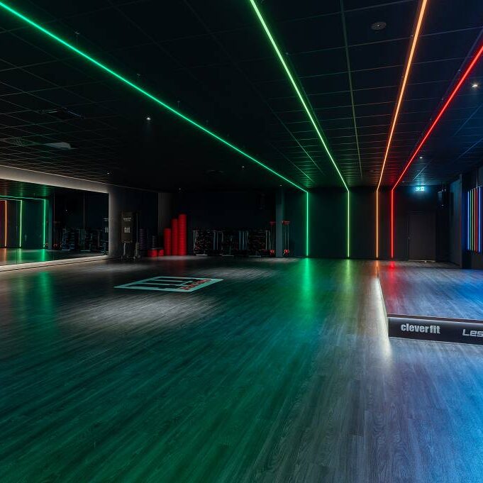 Fitness Kursraum Beleuchtung made by Aschenbach