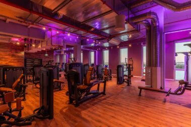 SportsClub Hamburg Hafencity: Licht und Sound von Aschenbach TechnikDesign