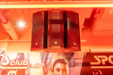 SportsClub Hamburg Hafencity: Licht und Sound von Aschenbach TechnikDesign