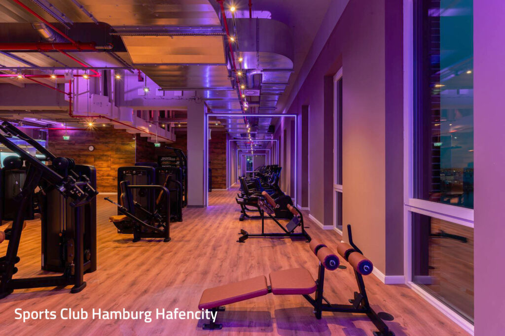 SportsClub_HH_Hafencity Markenstärkung mit Licht in Fitnessstudios am Beispiel Sports Club