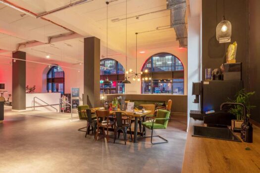 Lounge im Fitnessstudio - Beispiel