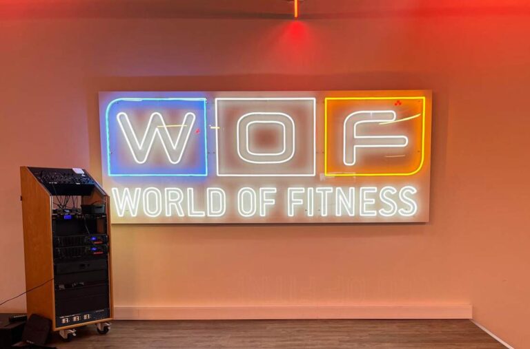 LED Neon Logo - Neonlogos für Fitnessstudios